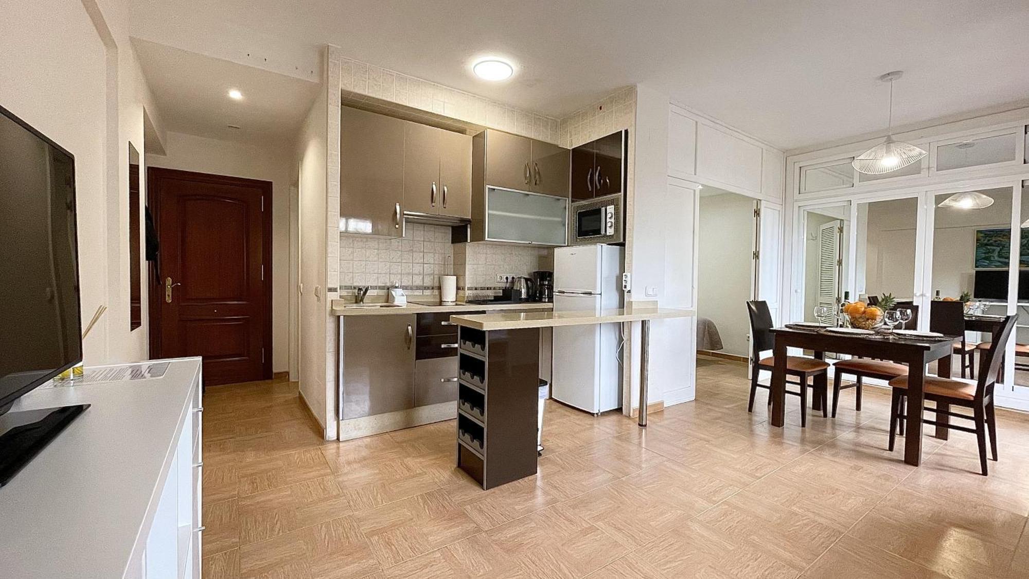 Beachfront 1Br Apartment In Center Of Marbella! Extérieur photo